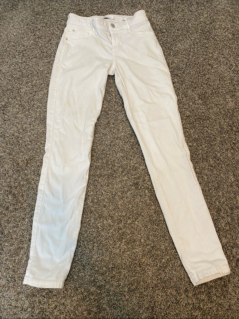 GUESS Sexy Curve White Skinny Jeans Size 2